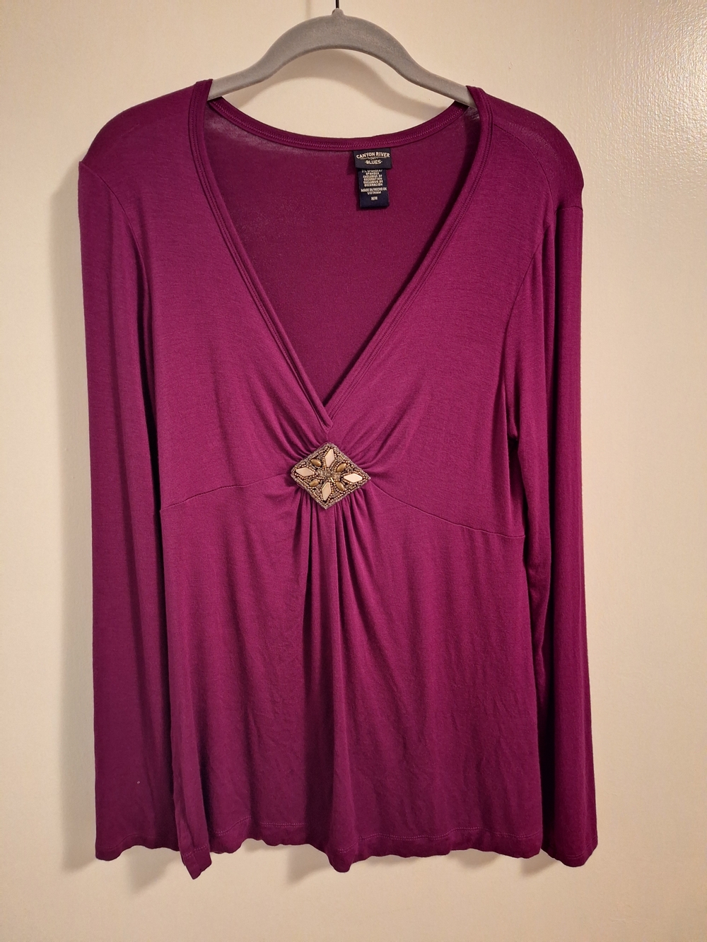 Canyon River Blues Plum Long-Sleeve V-Neck Top with Center Embellishment - Picture 2 of 4